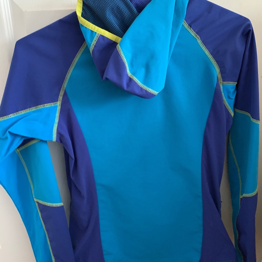 Columbia windbreaker - Picture 3 of 3